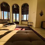 Апартаменти Devachan Luxury - *